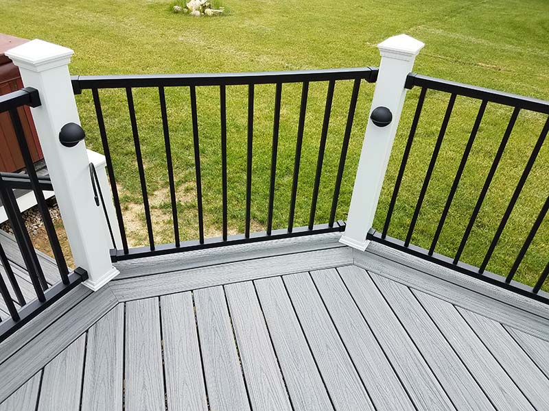 Deck railing post spacing
