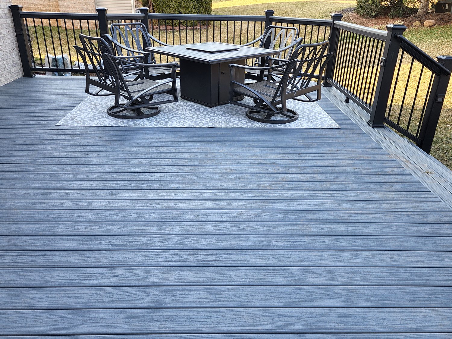 Trex Enhance Basics Clam Shell Decking With Cocktail Rail Novi MI 
