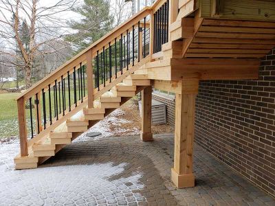 Deck with Stairs