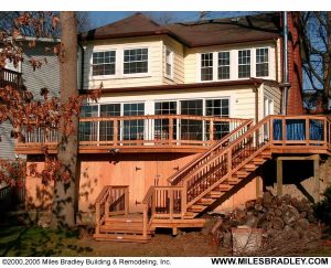 Get A New Deck for a Summer Party!