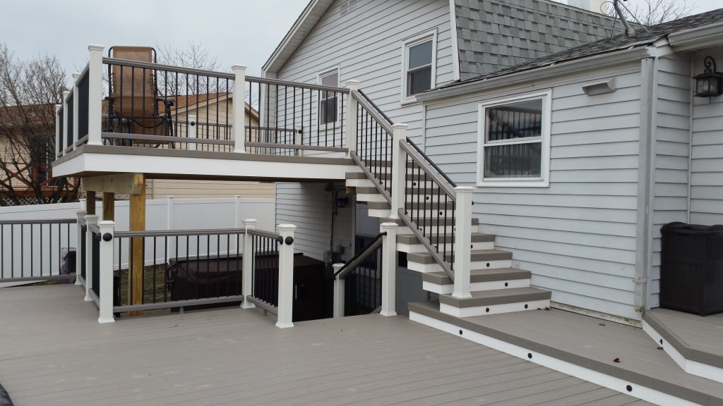 Custom Deck Builders in Illinois - Miles Bradley